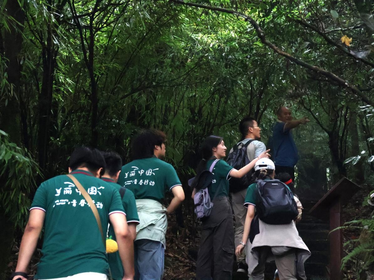 北京高校新时代立德树人工程创新实践专题报道 | 北京林业大学：四十载播绿山河作课堂